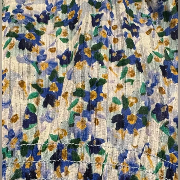 Veronica Beard Kali Smocked Blue and White Floral Blouse Women’s Size 14 - Picture 4 of 14